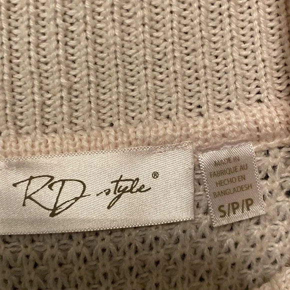 Top - Picture 5 of 8